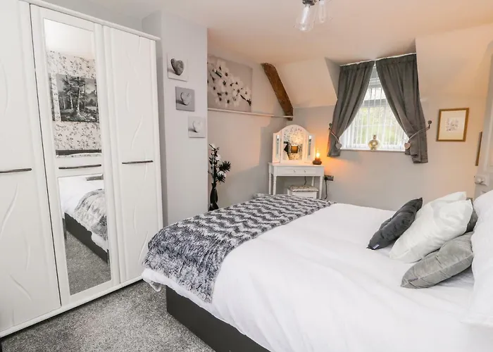 Holiday home 11a High Street *